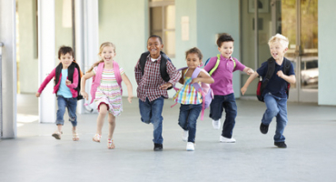 Enfants qui courent