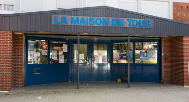 Maison de Tous devanture